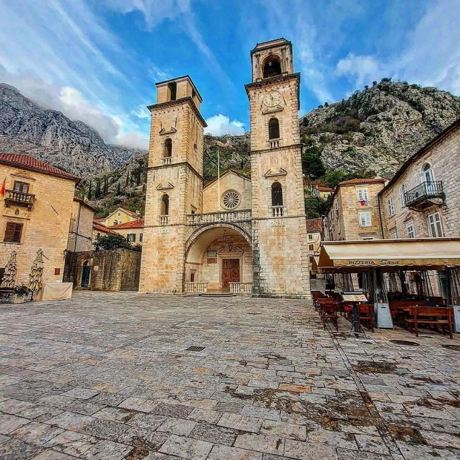 Old Town Boskovic Apartment Kotor Exteriör bild